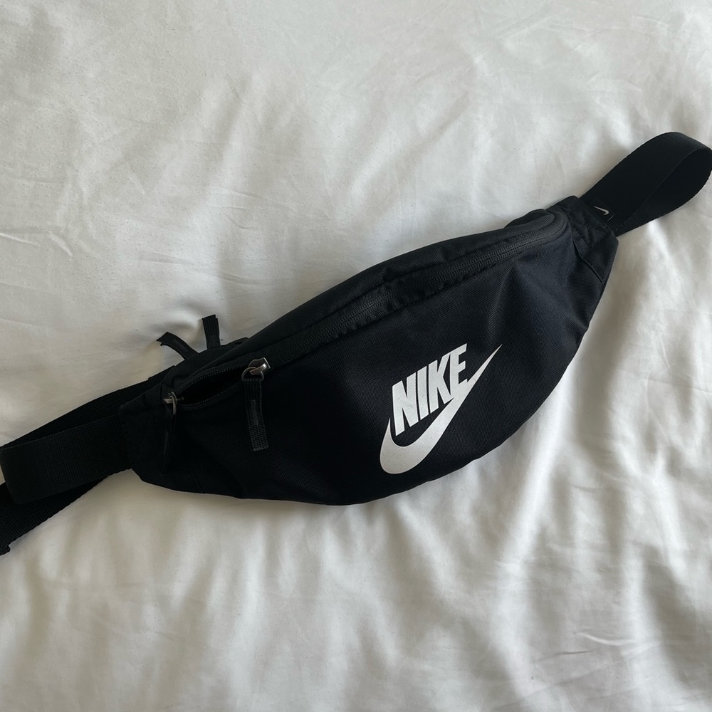 Nike belt bag